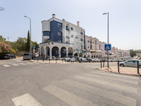 Apartment 2 Zimmer auf Amora, Seixal