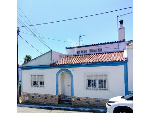 Moradia Geminada T3 em Estômbar e Parchal, Lagoa