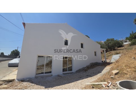 Moradia T2 em São Marcos da Serra, Silves