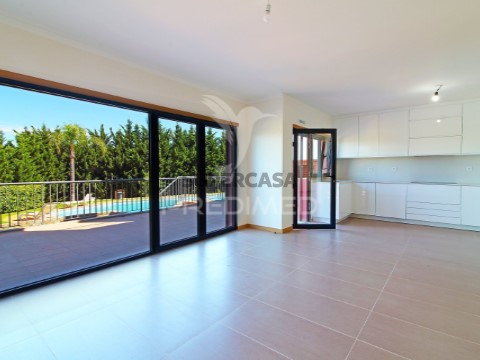 Moradia Geminada T3 em Guia, Albufeira