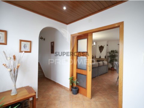 Moradia Geminada T3 em Abrantes (São Vicente e São João) e Alferrarede, Abrantes