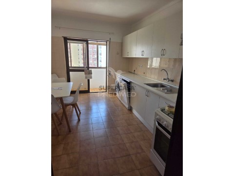 Apartamento T2 em União das Freguesias de Setúbal, Setúbal
