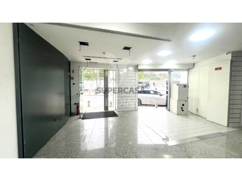 Comercial em Rio Tinto, Gondomar