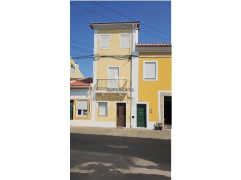 House 3 bedrooms in Sé e São Lourenço, Portalegre