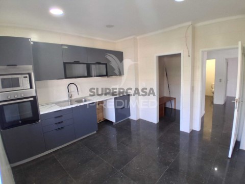 Apartamento T3 em Fânzeres e São Pedro da Cova, Gondomar