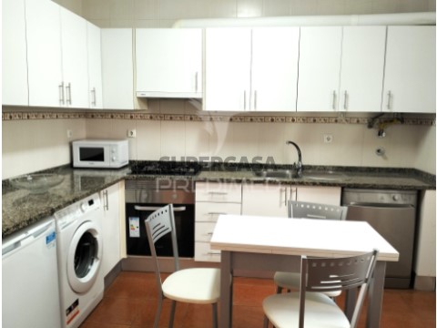 Andar de Moradia T2 em Sines, Sines