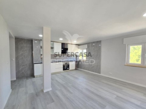 Apartamento T2 em Corroios, Seixal