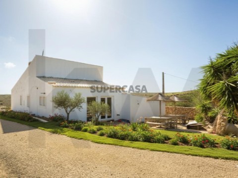 Moradia T7 em Vila do Bispo e Raposeira, Vila do Bispo