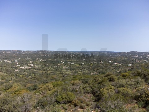 Terreno em Santa Bárbara de Nexe, Faro