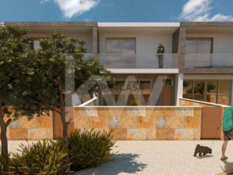 Moradia T3 em Albufeira e Olhos de Água, Albufeira