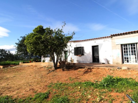 Gebäude auf Faro (Sé e São Pedro), Faro