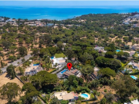 Moradia T5 em Albufeira e Olhos de Água, Albufeira