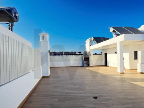 Apartamento T3 em Montenegro, Faro