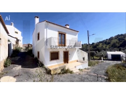 Moradia T2 em Alcoutim e Pereiro, Alcoutim