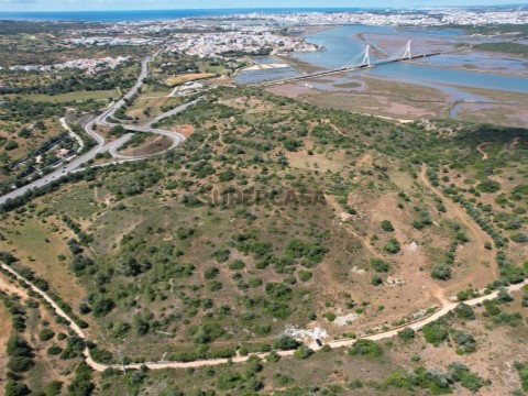 Quinta T3 em Estômbar e Parchal, Lagoa