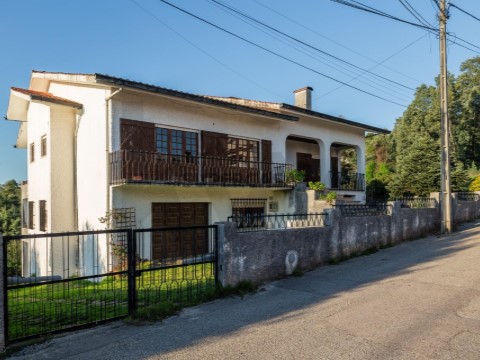 Moradia T4 em Santo António dos Olivais, Coimbra