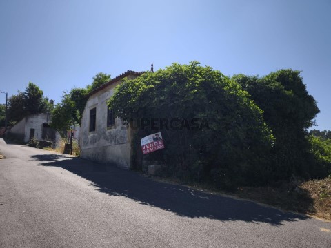 Moradia T3 em Lorvão, Penacova