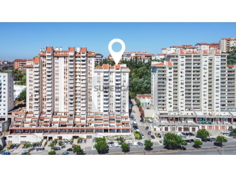 Apartamento T4 em Santo António dos Olivais, Coimbra