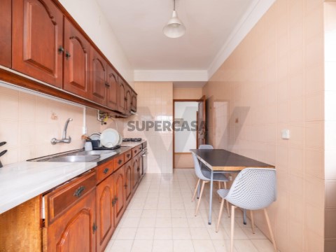 Apartamento T5 em Santo António dos Olivais, Coimbra
