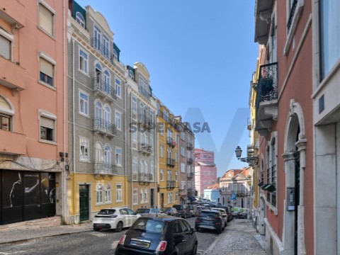 Apartamento T5 em Santo António, Lisboa