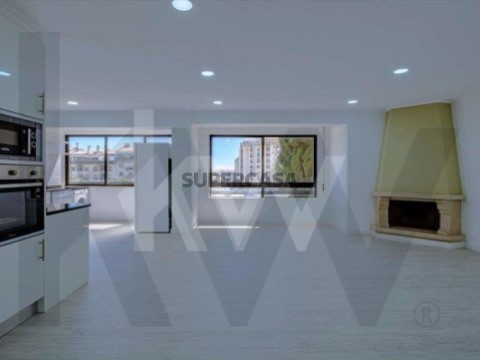 Apartamento T2 em Oeiras e São Julião da Barra, Paço de Arcos e Caxias, Oeiras