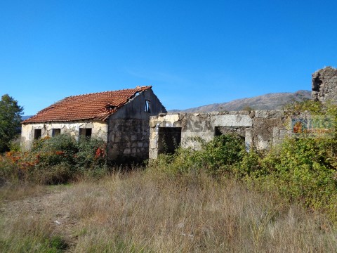 Terreno Misto em Teixoso e Sarzedo, Covilhã