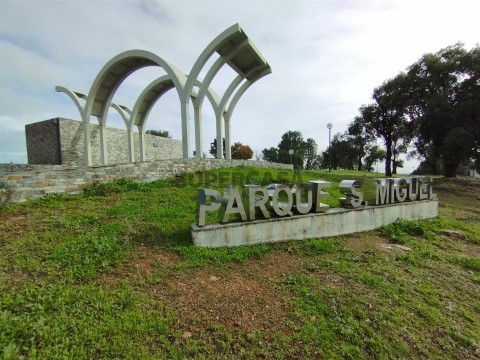 Prédio em Tortosendo, Covilhã