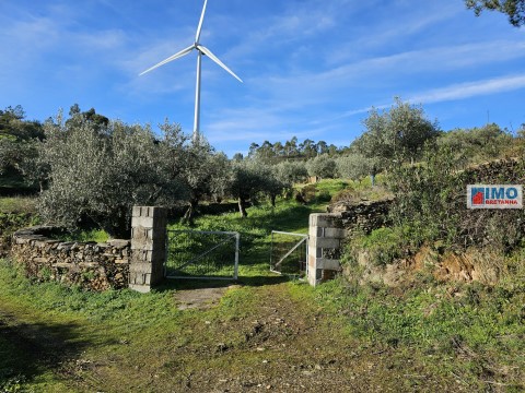 Quintinha T0 em Cebolais de Cima e Retaxo, Castelo Branco