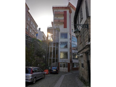 Loja em Covilhã e Canhoso, Covilhã