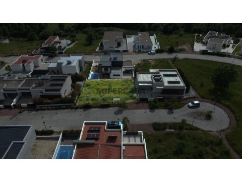 Lote em Teixoso e Sarzedo, Covilhã