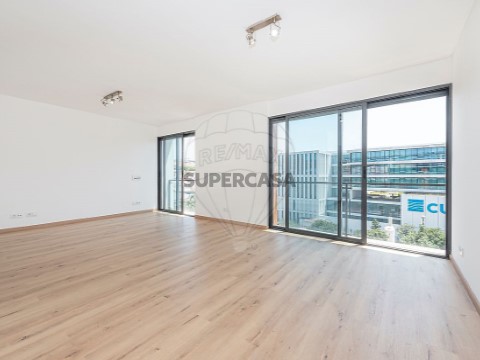 Apartamento T2 em Alcântara, Lisboa