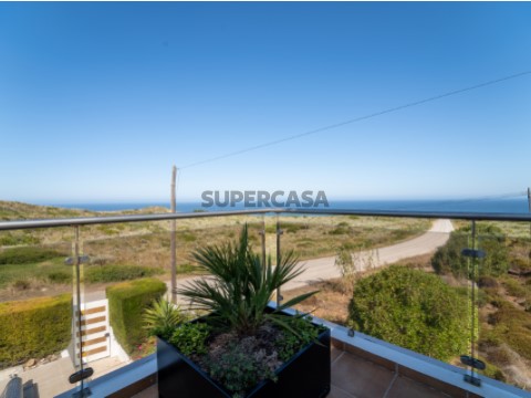 Terraço vista de mar