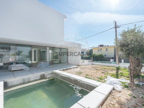 Moradia T3 em Cascais e Estoril, Cascais