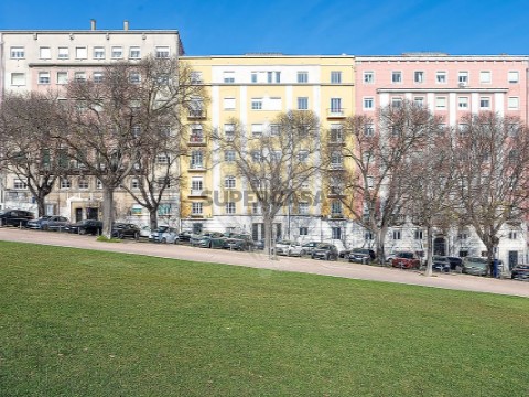 Apartamento T7 em Areeiro, Lisboa