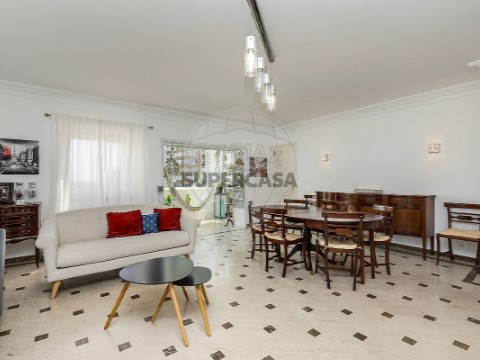 Apartamento T3 em Areeiro, Lisboa
