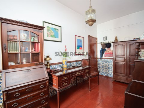 Hall Entrada