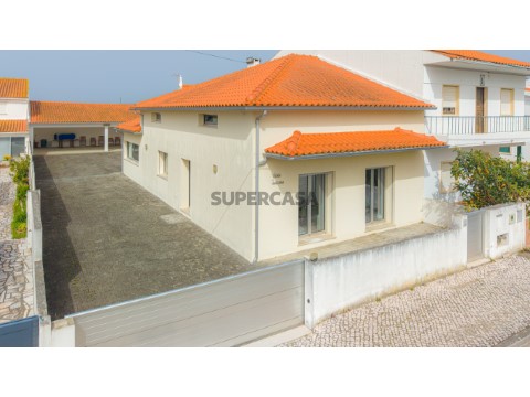 Moradia T3 em Alfeizerão, Alcobaça