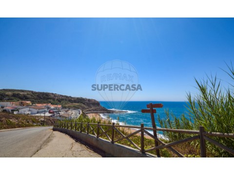 Moradia T3 em São Bartolomeu dos Galegos e Moledo, Lourinhã
