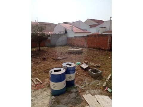 Terreno em Ferrel, Peniche
