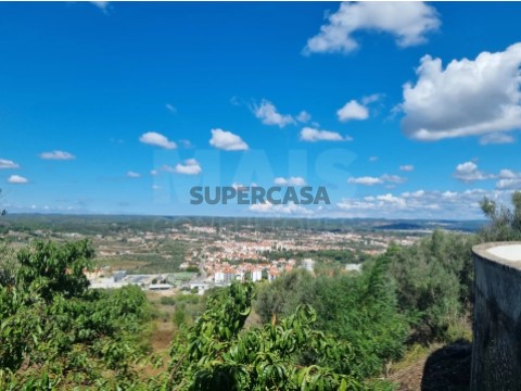 Terreno em Abrantes (São Vicente e São João) e Alferrarede, Abrantes