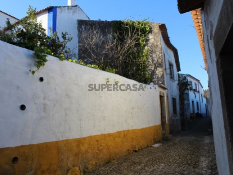 Terreno em Santa Maria, São Pedro e Sobral da Lagoa, Óbidos
