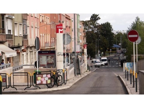 Apartamento T1 em Moscavide e Portela, Loures