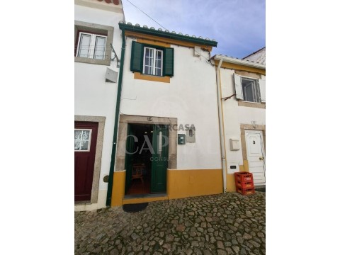Moradia T2 em Espírito Santo, Nossa Senhora da Graça e São Simão, Nisa
