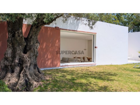Villa T3 em Caminho de Benatrite, Santa Bárbara de Nexe
