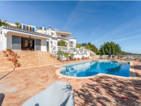 Villa T3 em Caminho da Colina, Santa Bárbara de Nexe