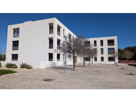 Penthouse T3 na Rua 5 de Outubro, Moncarapacho