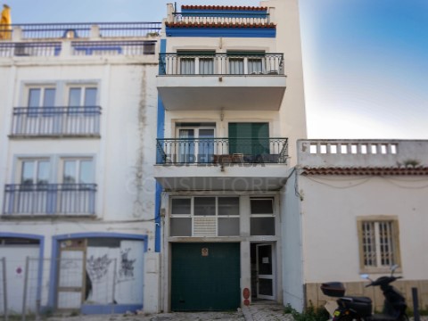 Gebouw Op Albufeira e Olhos de Água, Albufeira