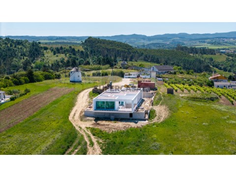 Moradia T4 em Carvalhal, Bombarral
