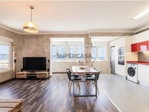 Apartamento T3 em Algés, Linda-a-Velha e Cruz Quebrada-Dafundo, Oeiras