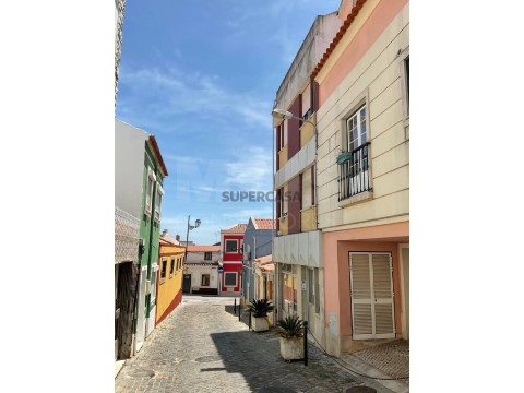 Prédio em Vila Franca de Xira, Vila Franca de Xira